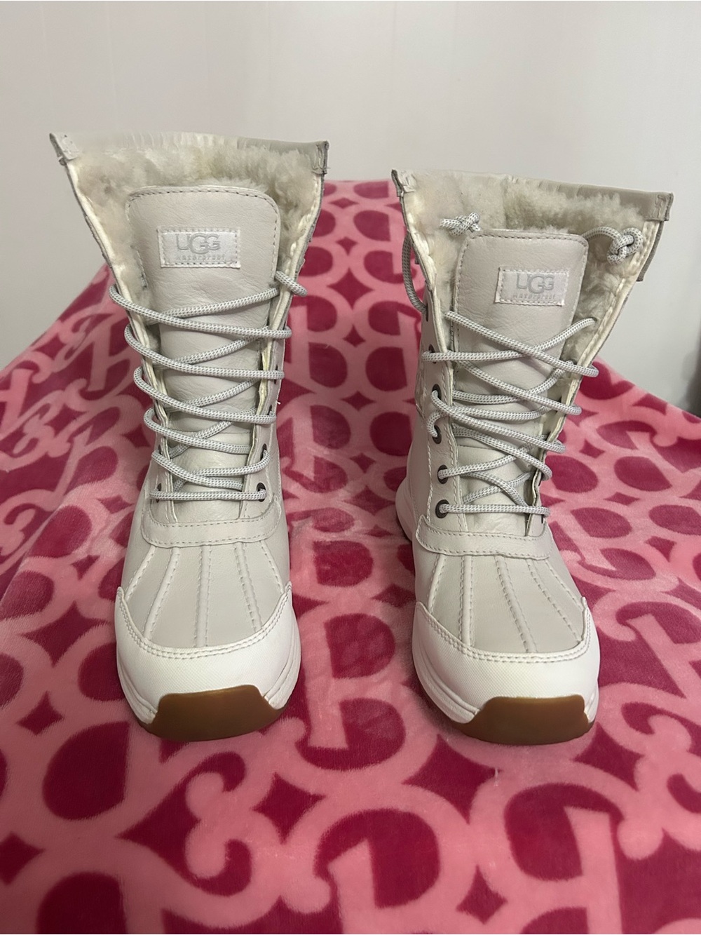 UGG White Shearling-Lined Lace-Up Winter Boot - Picture 8 of 8